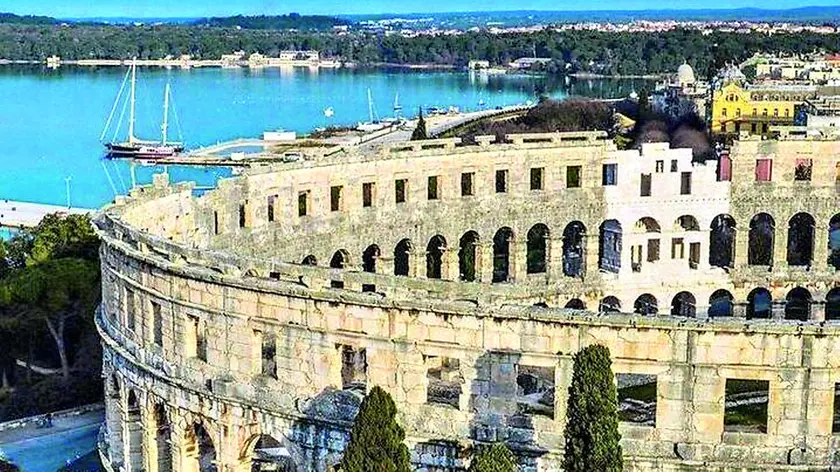 L'arena di Pola