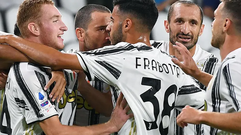 Juventus’ Dejan Kulusevski jubilates after scoring the goal (1-0) during the italian Serie A soccer match Juventus FC vs UC Sampdoria at the Allianz Stadium in Turin, Italy, 20 September 2020. ANSA/ALESSANDRO DI MARCO