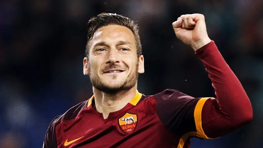 20/04/2016 Roma, stadio Olimpico, campionato di calcio serie A 2015-16, Roma-Torino, nella foto esultanza di Francesco Totti dopo il gol