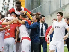 L’esultanza degli alabardati nell’ultimo derby vinto un anno fa al Rocco per 2-0