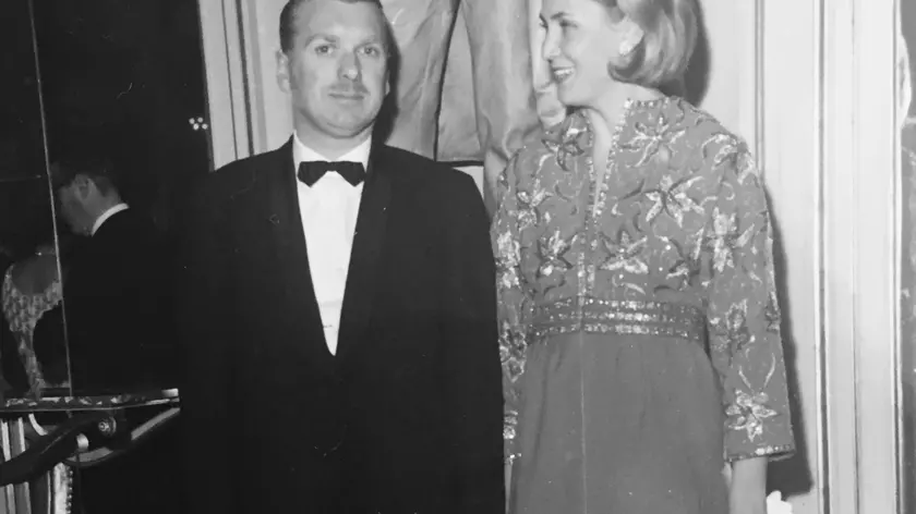 Ermanno Hausbrandt jr con la moglie Nadia Rossaldi Hausbrandt in un’immagine d’epoca