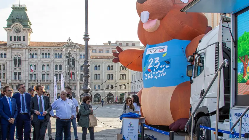 La presentazione dell'evento con la partecipazione della marmotta Kugy. Foto Silvano
