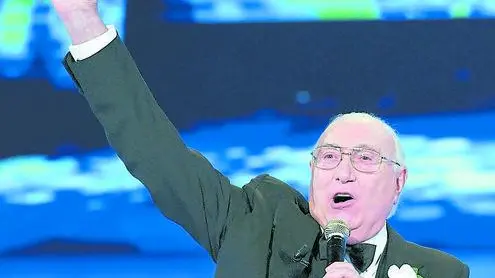 02/06/2019 Roma. Rai, spettacolo televisivo in studio Buon Compleanno Pippo , nella foto Pippo Baudo