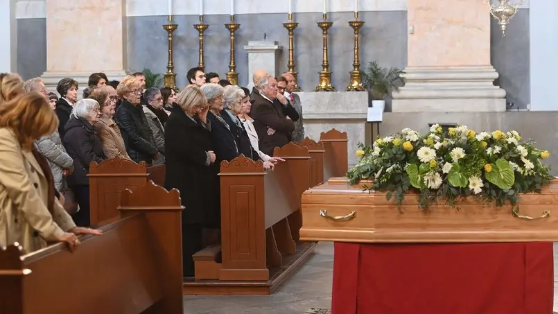 Foto BRUNI Trieste 09.11.2019 Funerali di Omero Antonutti:l'attore Andrea Giordana legge una poesia