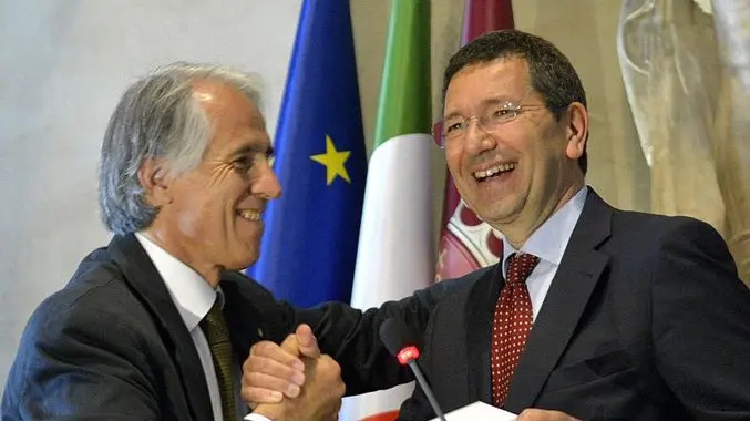 Foto.Daniele Leone / LaPresse.Cronaca.Roma 10.06.2014.Evento «100 anni del CONI». Aula Giulio Cesare, Campidoglio..Nella foto, Giovanni Malagò, Ignazio Marino