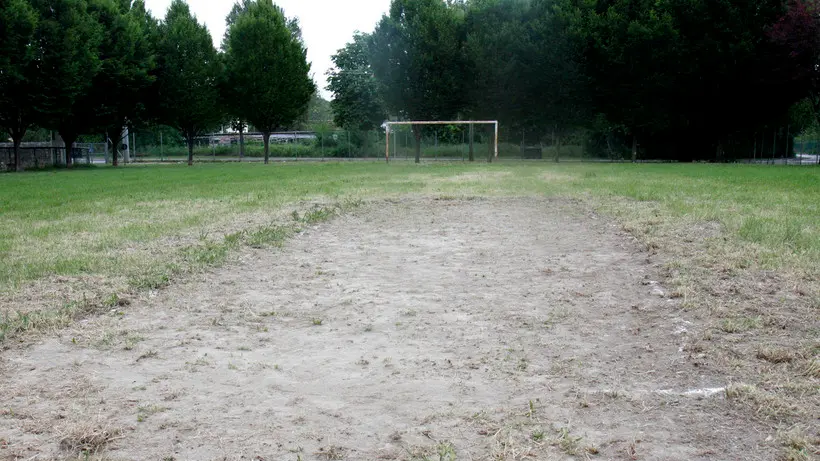 L'area di lancio per il cricket praticato dai bengalesi a Portorosega (Bonaventura)