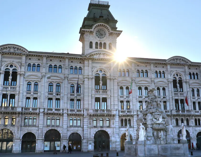 Lasorte Trieste 08/01/17 - Piazza Unità, Municipio