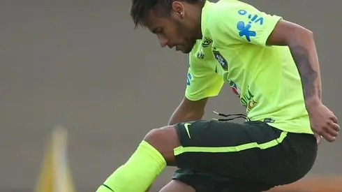 Brazil's Neymar in action during a team training session in Serra Dourada stadium, in Goiania, Brazil, 02 June 2014. ANSA/Fernando Bizerra Jr.