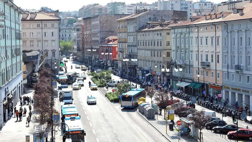 Foto BRUNI TRieste 21.09.2011 Largo Barriera: