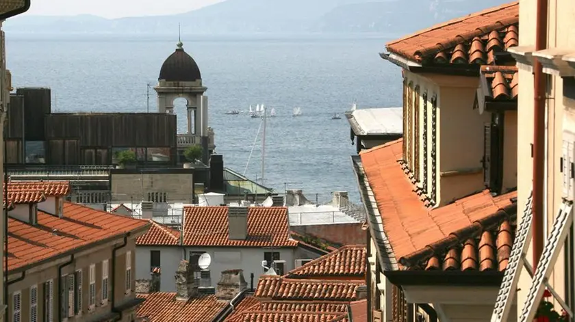 Lasorte Trieste 10/06/08 - San Vito - Vista da Via Ciamician