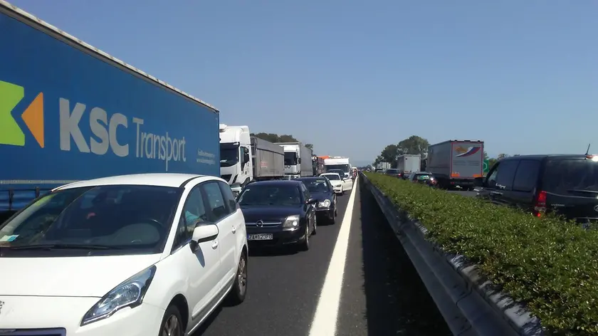 L'ennesima coda in A4