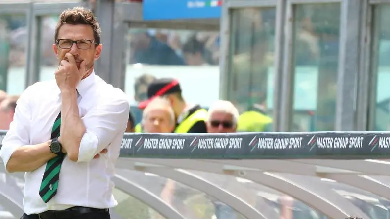 Sassuolo's coach Eusebio Di Francesco looks on during the Italian Serie A soccer match US Sassuolo vs AC Milan at Mapei stadium in Reggio Emilia, Italy, 17 May 2015..ANSA/SERENA CAMPANINI.