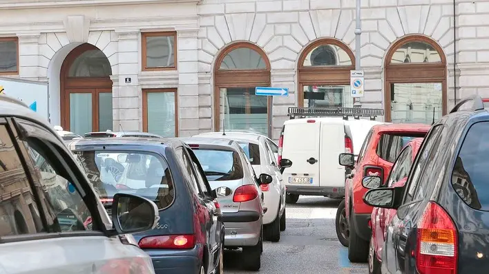 Silvano Trieste 2018-06-18 I Lavori in via Diaz e il traffico in via Cadorna