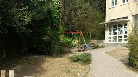 Il giardino della scuola Borgolauro di Muggia