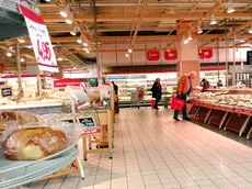 L'interno di un supermercato Coop