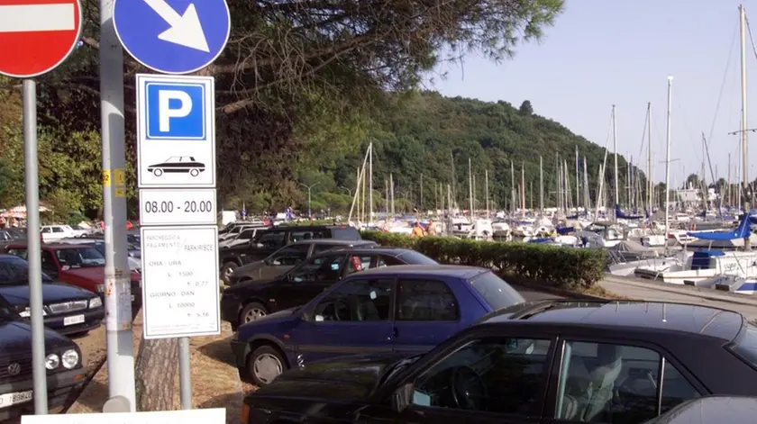 sterle parcheggi baia sistiana