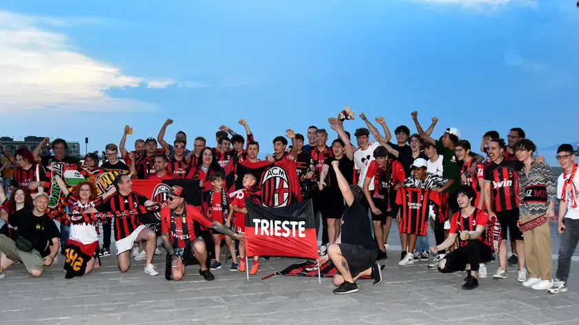 Foto Bruni Trieste 22.05.22 I tifosi milanisti festeggiano lo scudetto dopo 11anni...