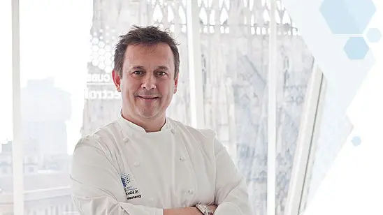 Lo chef Emanuele Scarello