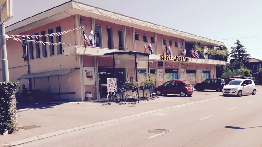 Il supermercato "Centrospesa" come si presenta oggi a Turriaco