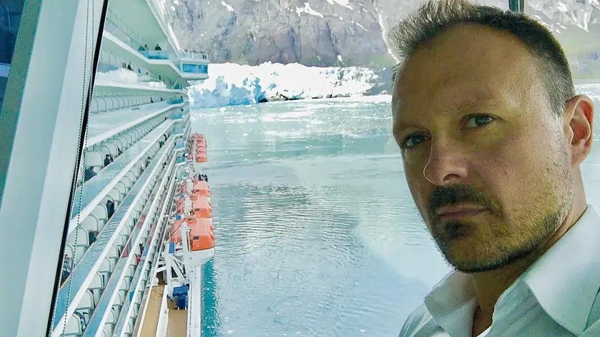 Alessandro Genzo gestirà la nave da crociera Discovery Princess nel viaggio verso Los Angelese
