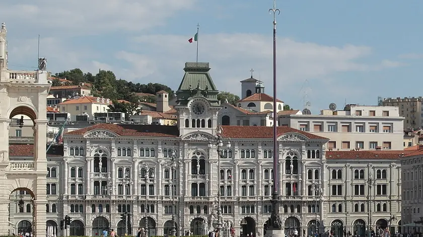 Lasorte Trieste 11/08/13 - Piazza Unità, Municipio e Palazzo della Regione