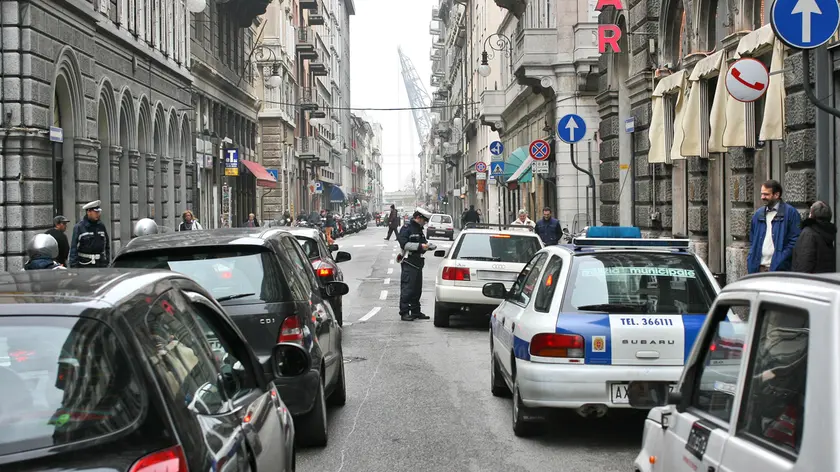 Pericolo scampato: niente chiusura, domani, del centro al traffico