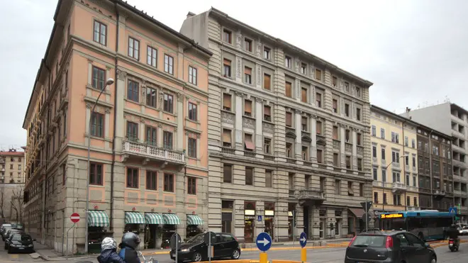 Piazza Volontari Giuliani (archivio)