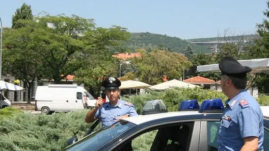 Lasorte Trieste 21/07/10 - Borgo S.Sergio, Carabinieri