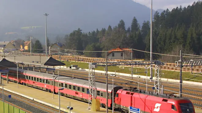 ANTEPRIMA TARVISIO 6 DICEMBRE 2000 INAUGURAZIONE NUOVO BINARIO FERROVIA PONTEBBANA TELEFOTO AGENCY ANTEPRIMA PER PICCOLO TRIESTE