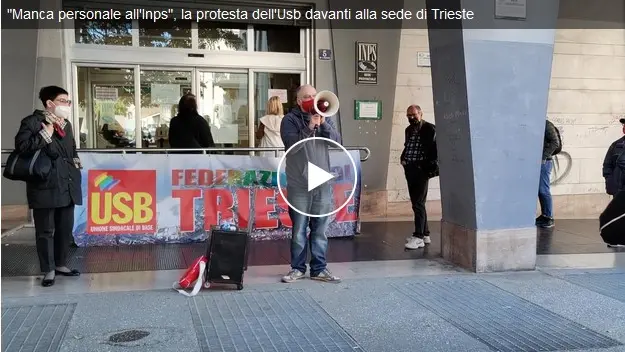 La protesta dell'Usb del 24 aprile scorso