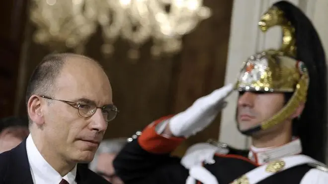 Enrico Letta, durante le dichiarazioni al termine delle consultazione con il presidente della Repubblica, Giorgio Napolitano, al Quirinale, a Roma, 29 Marzo 2013. ANSA/CLAUDIO ONORATI