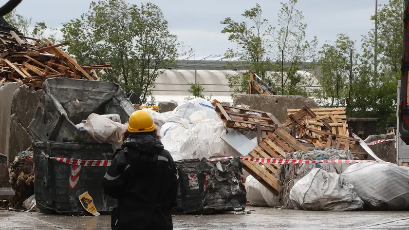 L'area trasennata all'interno della Metfer di Trieste (Lasorte)