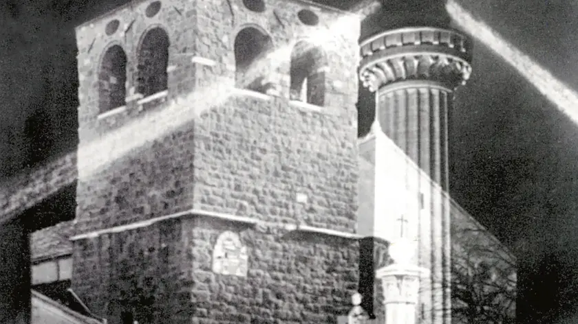 “Sintesi aerea di Trieste” (particolare) di Ferruccio Demanins andrà all’asta alla Photo Auction di Vienna il 15 giugno