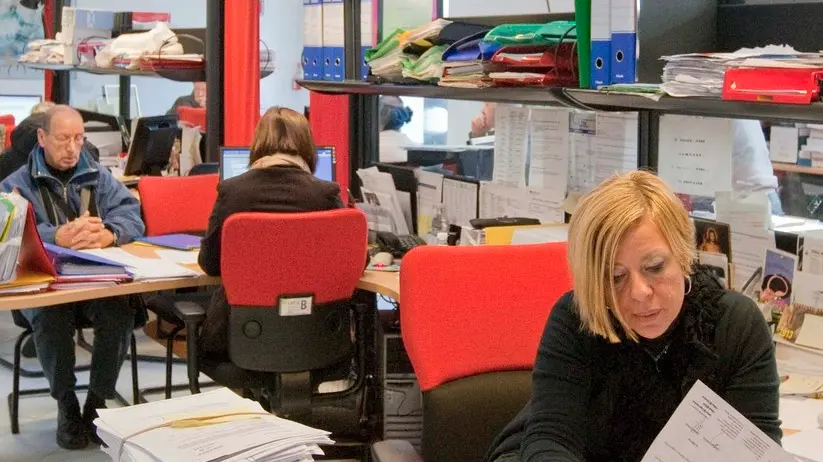 Utenti alla sede di Esatto