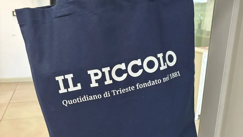 La borsa di tela de Il Piccolo