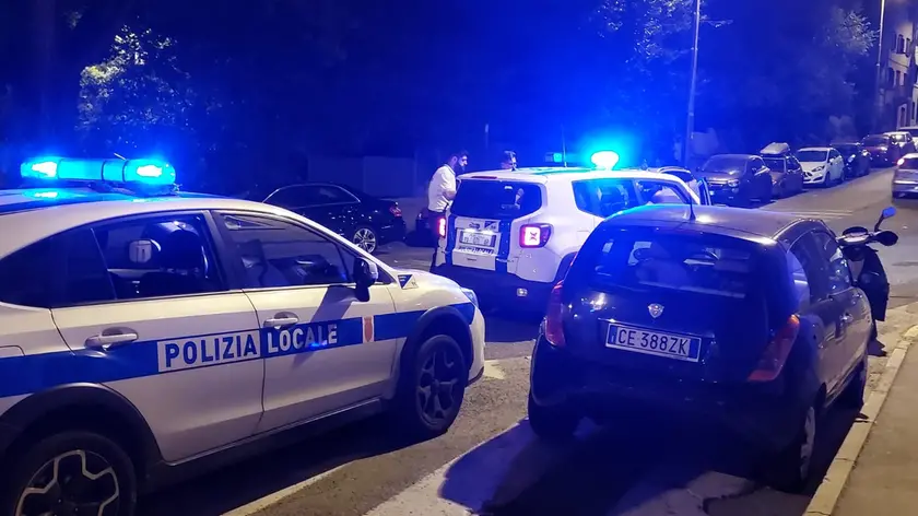 La polizia locale sul posto dell'incidente (Bruni)