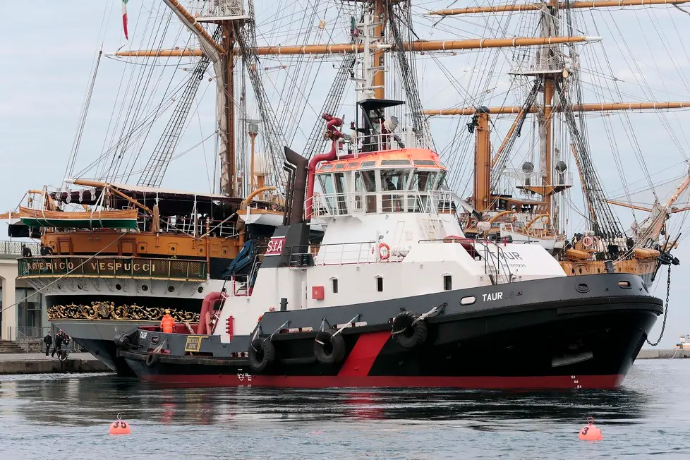 Silvano Trieste 2018-10-08 L'arrivo di Nave Vespucci