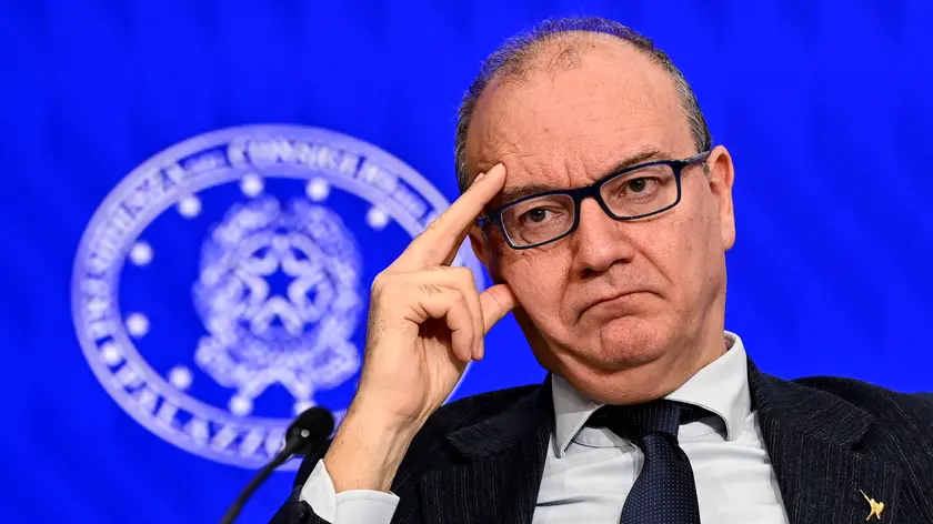 Il ministro dell Istruzione e del Merito, Giuseppe Valditara, durante la presentazione del Piano nazionale di prevenzione contro l uso improprio di Fentanyl e di altri oppioidi sintetici a Palazzo Chigi, Roma, 12 marzo 2024. ANSA/RICCARDO ANTIMIANI