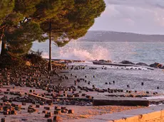 Barcola al tramonto dopo la mareggiata (Silvano)