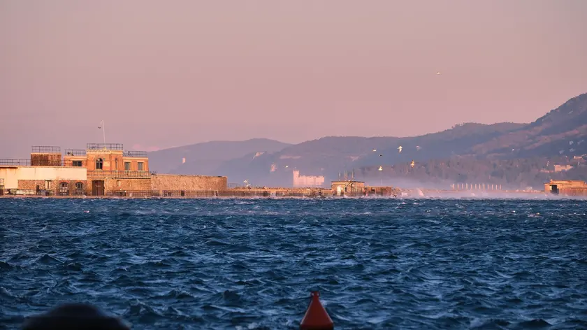 La bora sul golfo di Trieste (Silvano)