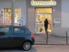 L'ingresso della farmacia "Ai Gemelli" di Ponziana