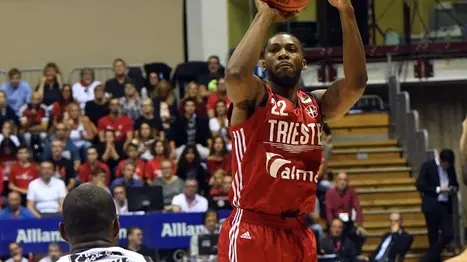 Foto BRUNI 07.10.2018 Campionato Basket serie A:Alma Trieste-Virtus Bologna--Sanders