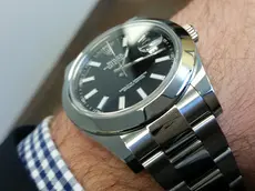 Un Rolex al polso (archivio)