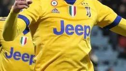 Juventus's Federico Bernardeschi jubilates after scoring the goal (0-1) during Italian Serie A soccer match Cagliari Calcio Vs Juventus FC at Sardegna Arena stadium in Cagliari, Italy, 6 January 2018. ANSA/FABIO MURRU