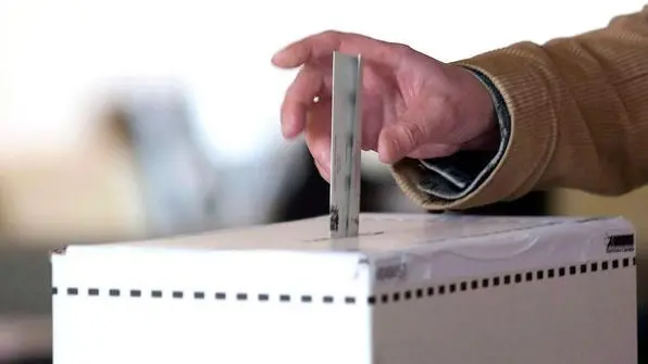 Domenica di voto per quasi un milione di elettori in regione