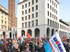 Lasorte Trieste 19/03/14 - Piazza Oberdan, Consiglio Regionale, Lavoratori, Sindacati, Wartsila