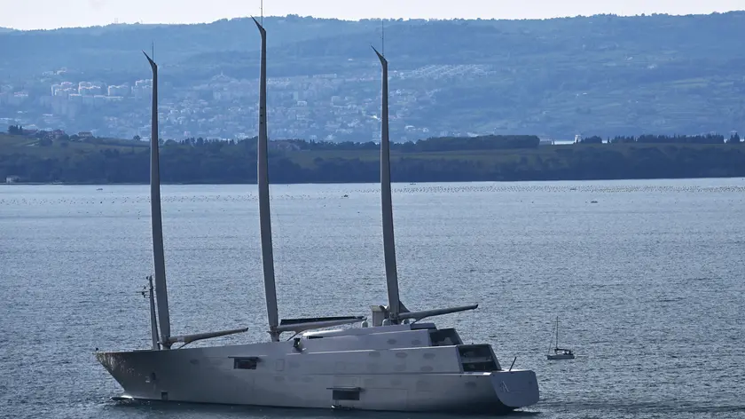Lo yacht A fermo da mesi a Trieste