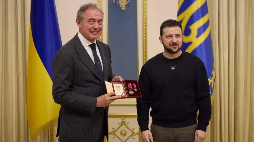 Il ministro delle Imprese e del Made in Italy Adolfo Urso incontro il presidente ucraino Zelensky, 12 gennaio 2023. ANSA/UFFICIO STAMPA +++ NO SALES, EDITORIAL USE ONLY +++ NPK +++