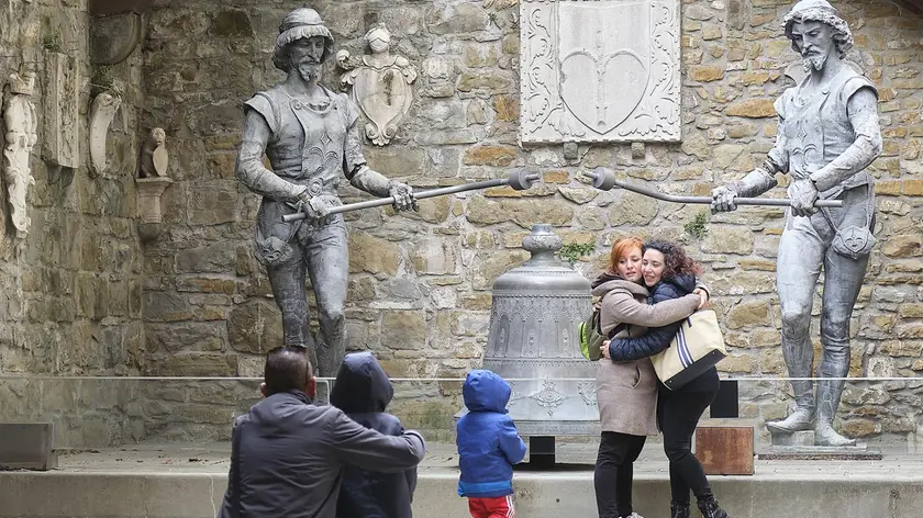 Visitatori al castello di San Giusto