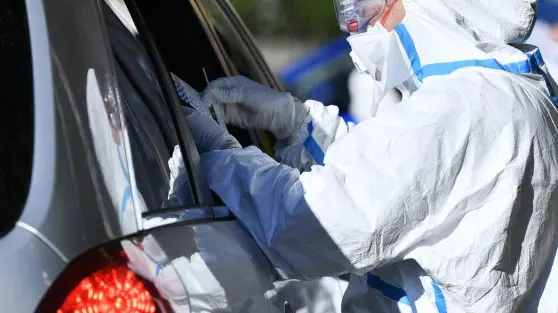 Un centro per i tamponi drive-in a Zagabria. jutarnji.hr